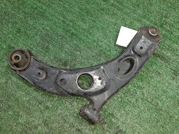 РЫЧАГ НА TOYOTA PASSO KGC10 1KR-FE