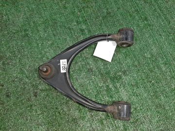 РЫЧАГ НА TOYOTA MARK II BLIT GX110W 1G-FE