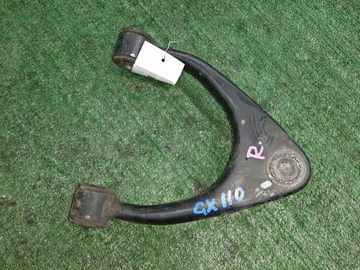 РЫЧАГ НА TOYOTA MARK II BLIT GX110W 1G-FE