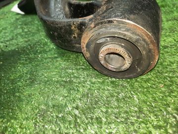 РЫЧАГ НА TOYOTA DYNA XZU605 N04C