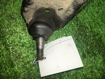 РЫЧАГ НА TOYOTA AQUA NHP10 1NZ-FXE