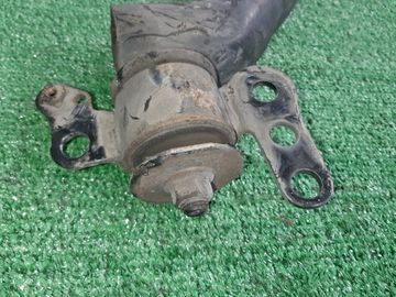 РЫЧАГ НА TOYOTA COROLLA FIELDER ZRE144G 2ZR-FE