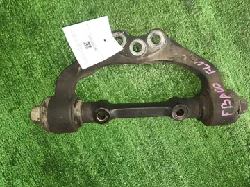 РЫЧАГ НА MITSUBISHI CANTER FBA00 4P10