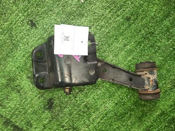 РЫЧАГ НА NISSAN BLUEBIRD QU14 QG18DE