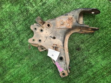 РЫЧАГ НА NISSAN DATSUN BMD21 TD27T