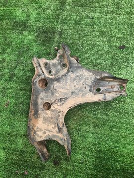 РЫЧАГ НА NISSAN DATSUN BMD21 TD27T