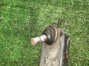 РЫЧАГ НА MAZDA AXELA BK5P ZY-VE