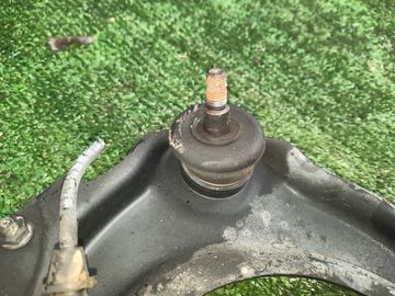 РЫЧАГ НА HONDA INSPIRE UC1 J30A