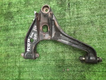 РЫЧАГ НА MITSUBISHI CANTER FE50E 4M51