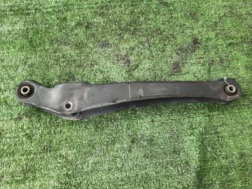 РЫЧАГ НА MITSUBISHI LANCER CS2V 4G15