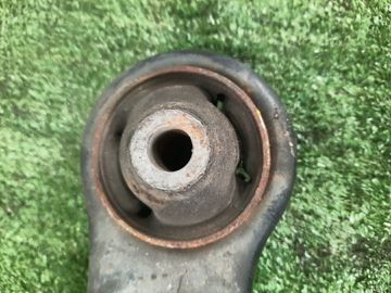 РЫЧАГ НА SUZUKI ESCUDO TDA4W J24B