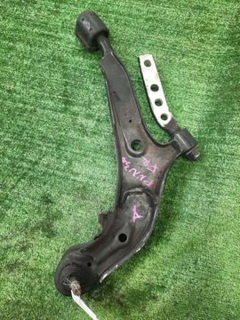 РЫЧАГ НА NISSAN RNESSA PNN30 KA24DE