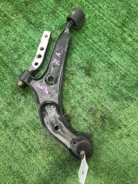 РЫЧАГ НА NISSAN RNESSA PNN30 KA24DE