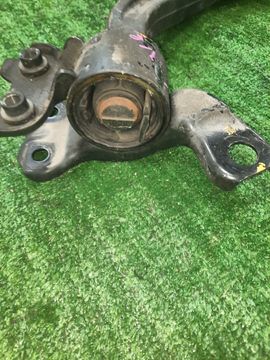 РЫЧАГ НА HONDA STREAM RN8 R20A