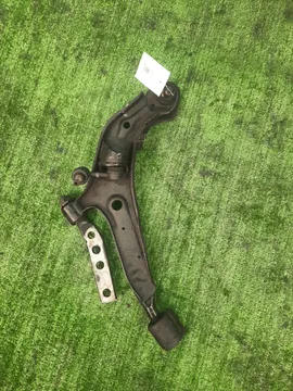 РЫЧАГ НА NISSAN PRESAGE NU30 KA24DE