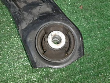 РЫЧАГ НА TOYOTA YARIS MXPH10 M15A-FXE