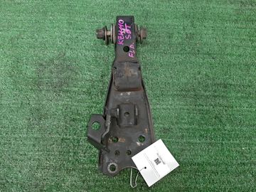 РЫЧАГ НА TOYOTA HIACE KZH110G 1KZ-TE