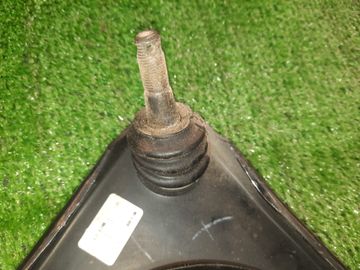 РЫЧАГ НА TOYOTA MARK X GRX130 4GR-FSE