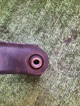 РЫЧАГ НА MITSUBISHI GALANT FORTIS CY3A 4B10