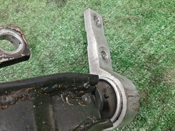 РЫЧАГ НА NISSAN PRIMERA TP12 QR20DE