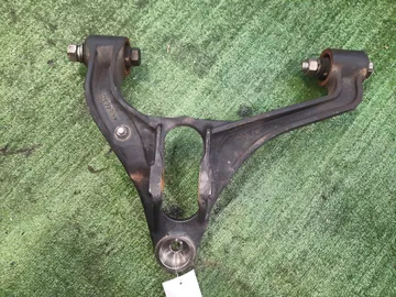 РЫЧАГ НА MITSUBISHI CANTER FBA00 4P10