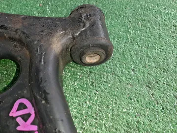 РЫЧАГ НА MITSUBISHI OUTLANDER GF8W 4J12