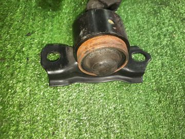 РЫЧАГ НА NISSAN BLUEBIRD HU14 SR20DE