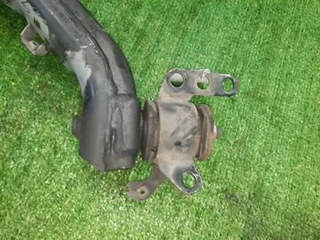 РЫЧАГ НА TOYOTA CALDINA ZZT241W 1ZZ-FE