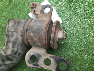 РЫЧАГ НА TOYOTA PREMIO ZZT245 1ZZ-FE