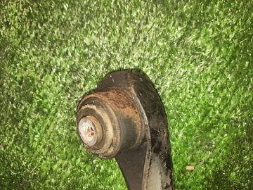 РЫЧАГ НА TOYOTA MARK II SX90 4S-FE