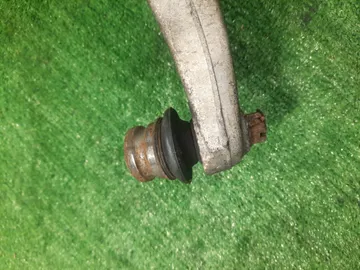 РЫЧАГ НА SUBARU LEGACY BH5 EJ206