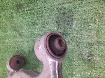 РЫЧАГ НА TOYOTA ARISTO JZS160 2JZ-GE