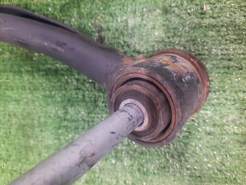 РЫЧАГ НА TOYOTA HILUX SURF TRN210W 2TR-FE