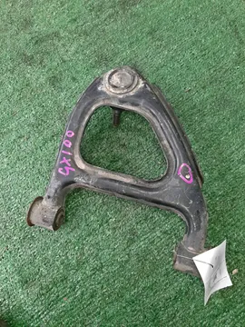 РЫЧАГ НА TOYOTA MARK II GX100 1G-FE