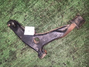 РЫЧАГ НА MITSUBISHI LIBERO CD2V 4G15