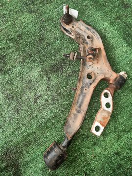 РЫЧАГ НА NISSAN AVENIR PNW11 SR20DE