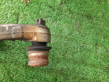 РЫЧАГ НА SUBARU LEGACY BL5 EJ20T