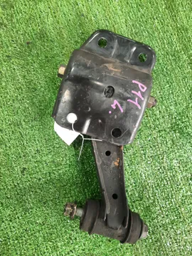 РЫЧАГ НА NISSAN PRIMERA P11 SR18DE