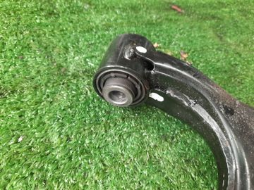 РЫЧАГ НА SUBARU LEVORG VM4 FB16