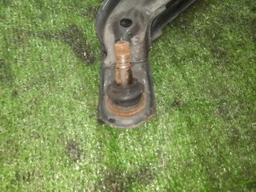 РЫЧАГ НА NISSAN PRIMERA HP11 SR20DE