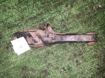 РЫЧАГ НА MITSUBISHI PAJERO IO H76W 4G93