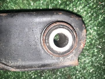 РЫЧАГ НА MITSUBISHI PAJERO IO H76W 4G93