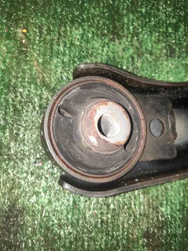 РЫЧАГ НА TOYOTA RUSH J200E 3SZ-VE