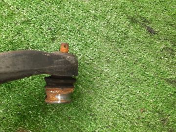 РЫЧАГ НА SUBARU IMPREZA WRX GDA EJ20T