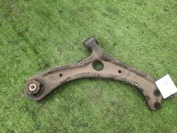 РЫЧАГ НА HONDA VEZEL RU4 LEB