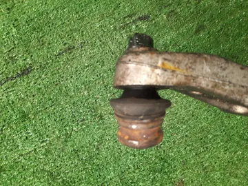 РЫЧАГ НА SUBARU FORESTER SG5 EJ20T