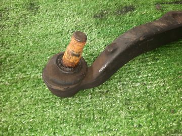 РЫЧАГ НА MITSUBISHI LEGNUM EC5W 6A13TT