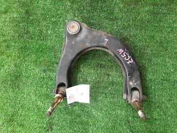 РЫЧАГ НА MITSUBISHI LEGNUM EC5W 6A13