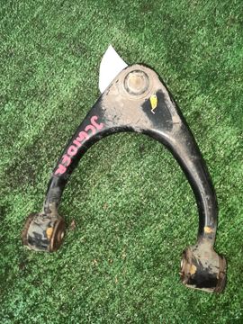 РЫЧАГ НА TOYOTA PROGRES JCG10 1JZ-GE