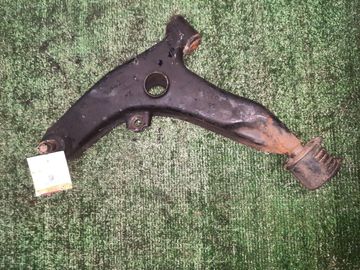 РЫЧАГ НА MITSUBISHI LIBERO CD2V 4G15